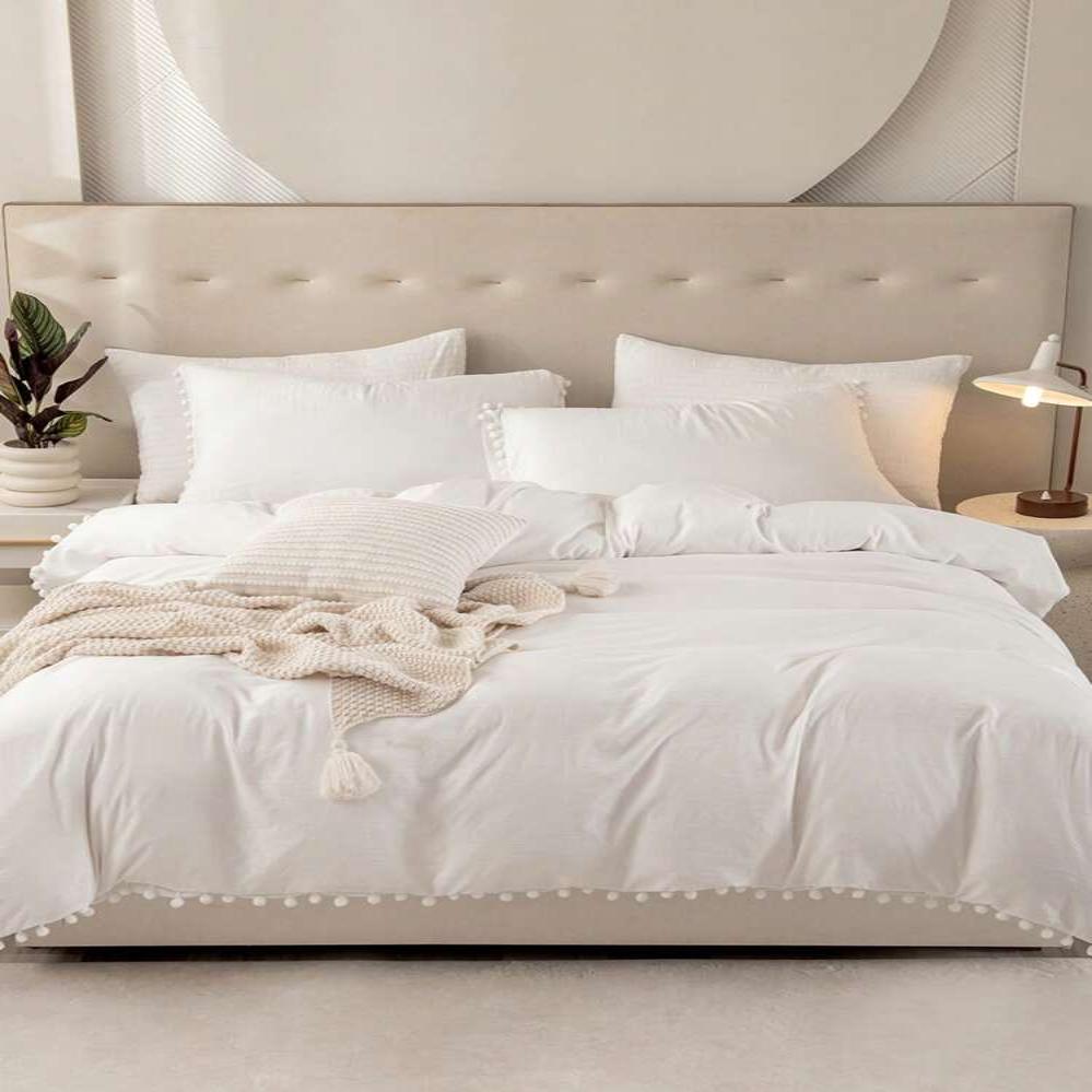 Luxury Cotton Duvet Cover Set With Pom Pom  -  White