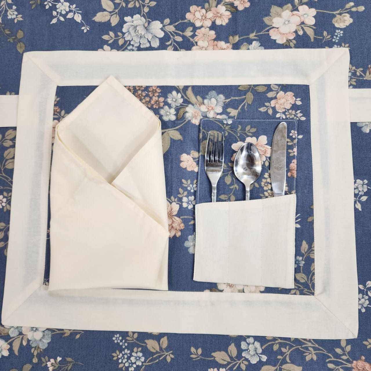 Offwhite Bordered Printed Cotton Reversable Dinning Set -Night Garden