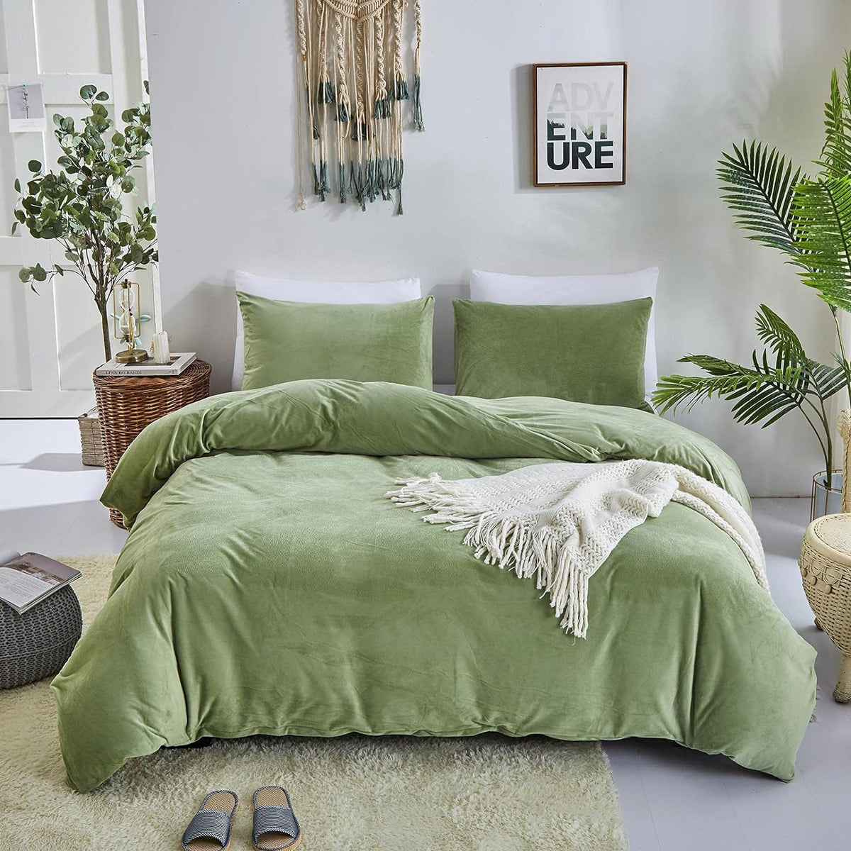 Luxury Velvet Duvet Cover Set - Parrot Green - 99 Bedding Store