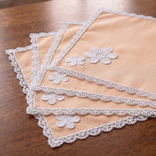 Luxury Cotton Dinning Set With Cute Lace - Beige