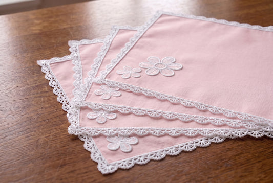 Luxury Cotton Dinning Set With Cute Lace - Pink