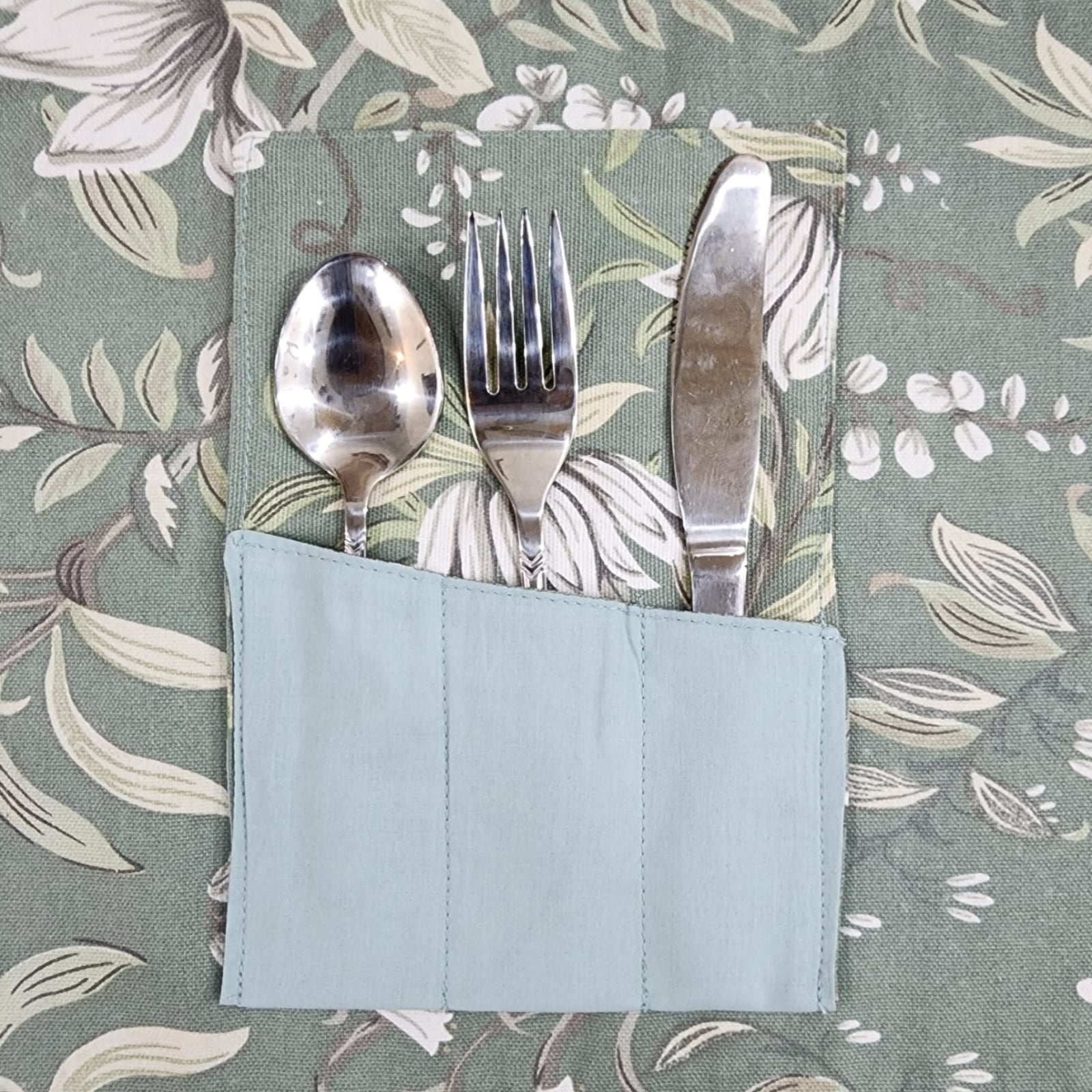 Aqua Bordered Printed Cotton Reversable Dinning Set - Green Garden