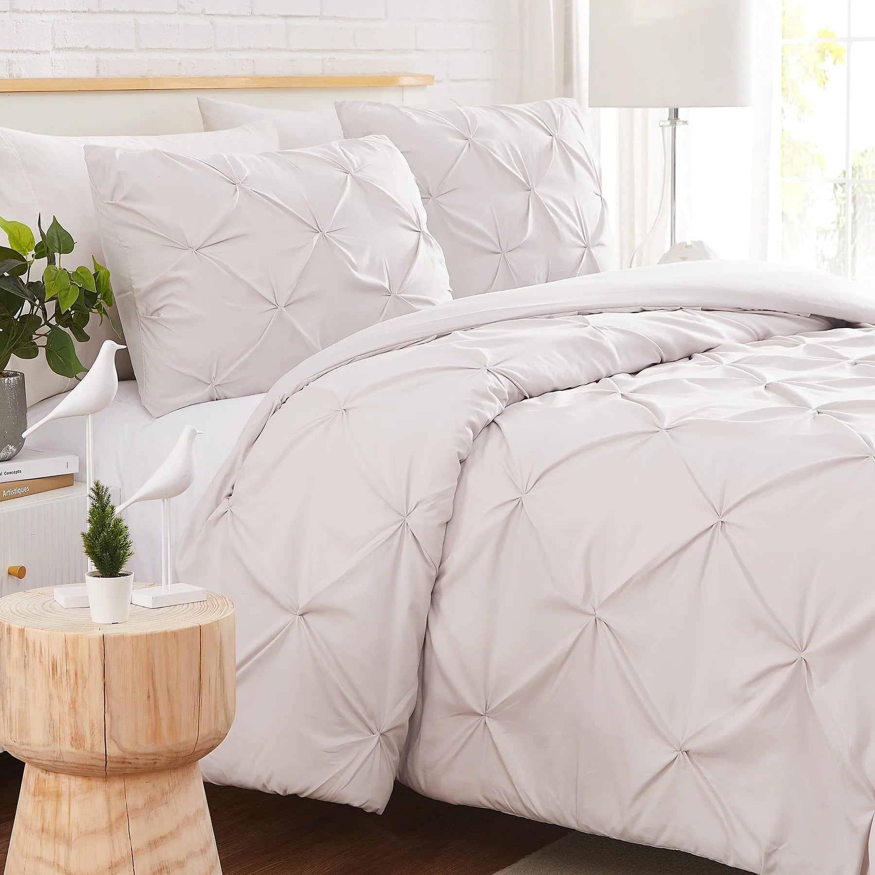 Luxury Cotton Satin Pintuck Duvet Cover Set - Off White - 99 Bedding Store